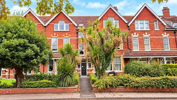2 Bedroom Maisonette For Sale In Blenheim Road, Minehead, Somerset, TA24