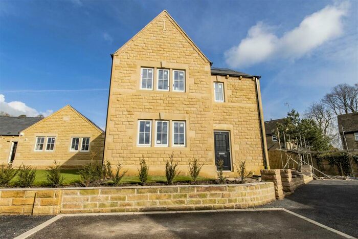 3 Bedroom Detached House For Sale In Lime Grove, Ashover, Chesterfield, S45