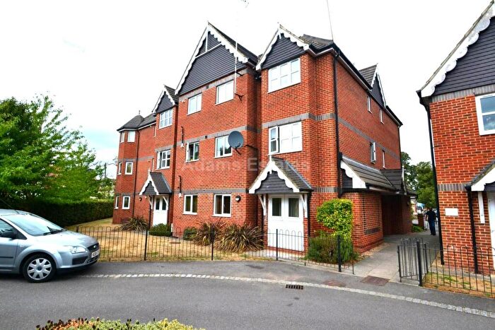 2 Bedroom Flat To Rent In Wokingham Road, Reading, RG6