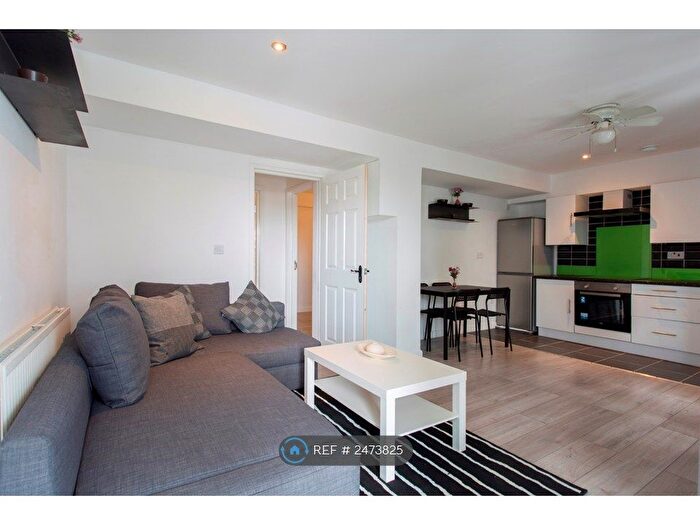 1 Bedroom Flat To Rent In St Leonards Street, London, E3