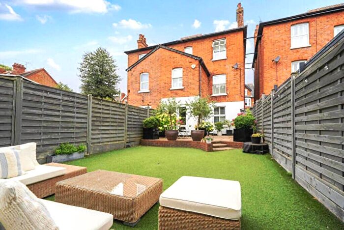 4 Bedroom Semi-Detached House For Sale In Waverley Road, Reading, Berkshire, RG30