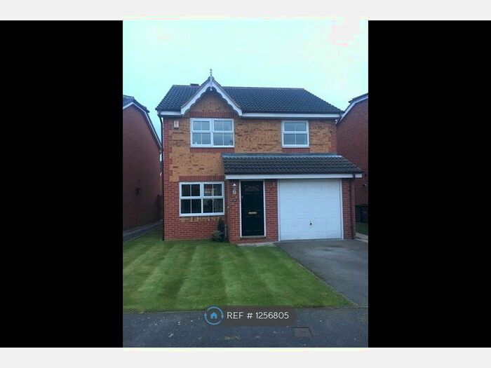 4 Bedroom Detached House To Rent In Clover Walk, Pontefract WF9