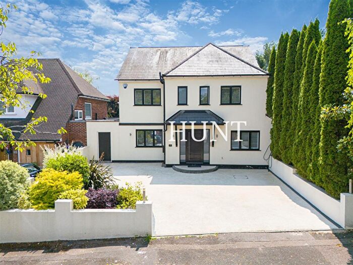 5 Bedroom Detached House To Rent In Campions, Loughton, IG10