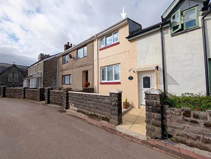 2 Bedroom Terraced House For Sale In Heol Tregwyr, Llansaint, Kidwelly, SA17