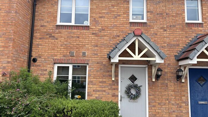 2 Bedroom Semi-Detached House For Sale In Cottongrass Road, Didcot, OX11