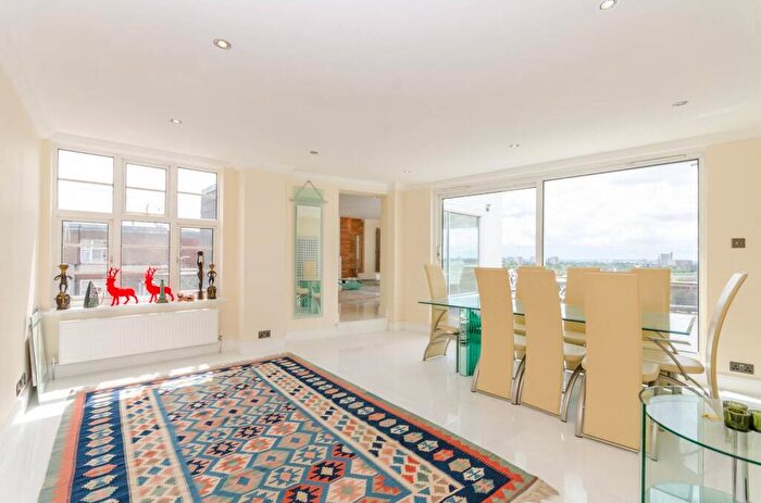 2 Bedroom Flat To Rent In Swiss Cottage, Swiss Cottage, London, NW3