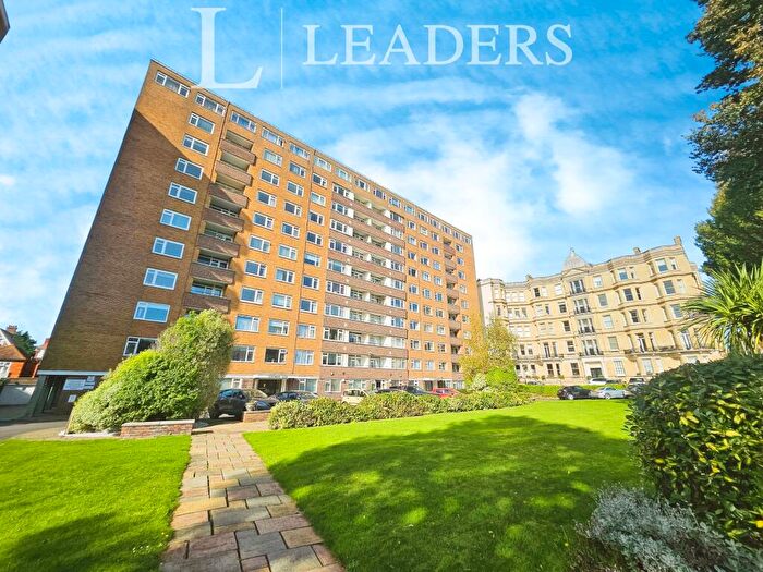 2 Bedroom Flat To Rent In Coombe Lea, Grand Avenue, Hove, BN3