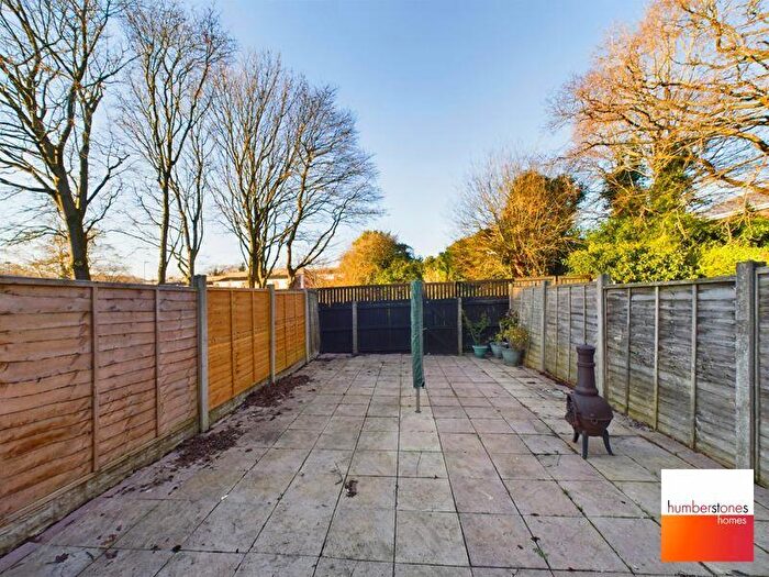 3 Bedroom Terraced House For Sale In Highfield Lane, Quinton, B32