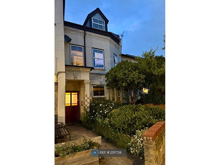 1 Bedroom Flat To Rent In Scylla Road, London, SE15