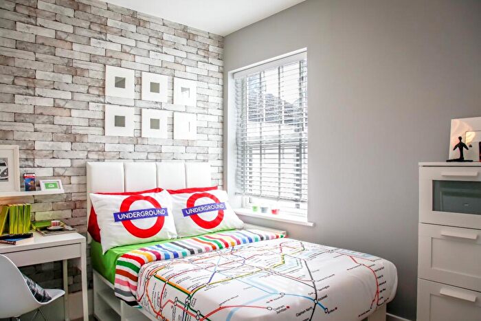 Studio To Rent In Russell Rise, Luton, Bedfordshire, LU1