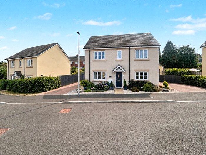 3 Bedroom Detached House For Sale In Fishers Way, Halberton, Tiverton, Devon, EX16