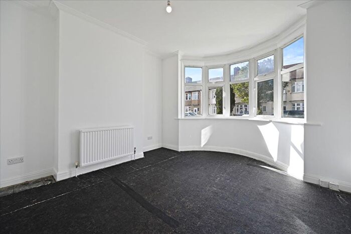 5 Bedroom Terraced House For Sale In Priory Close, Wembley, HA0