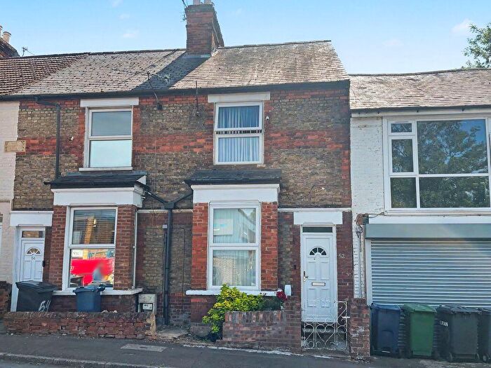 2 Bedroom Terraced House For Sale In Victoria Street, High Wycombe, HP11