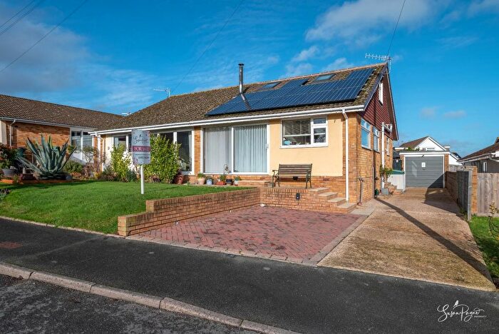 4 Bedroom Semi-Detached Bungalow For Sale In Verwood Drive, Ryde, PO33
