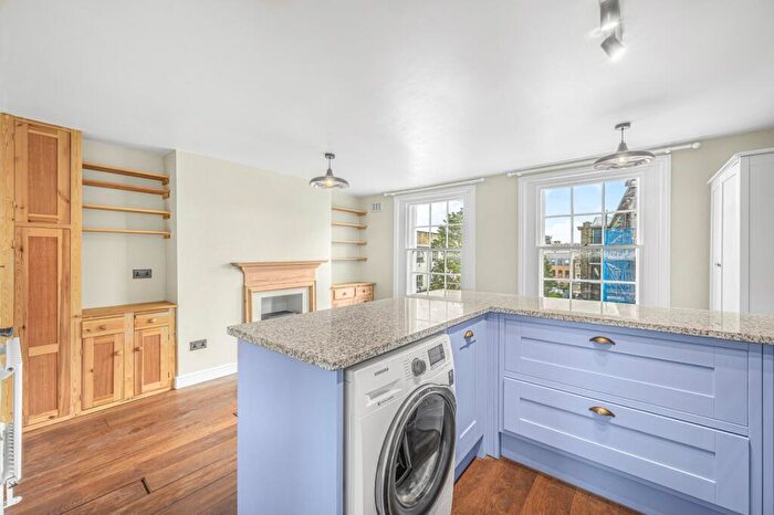 1 Bedroom Flat For Sale In Arlington Road, Camden Town, NW1