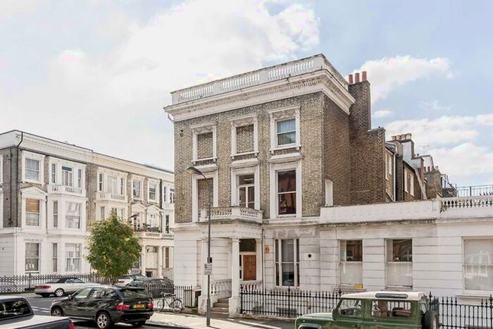 1 Bedroom Flat To Rent In Fairholme Road, London, W14