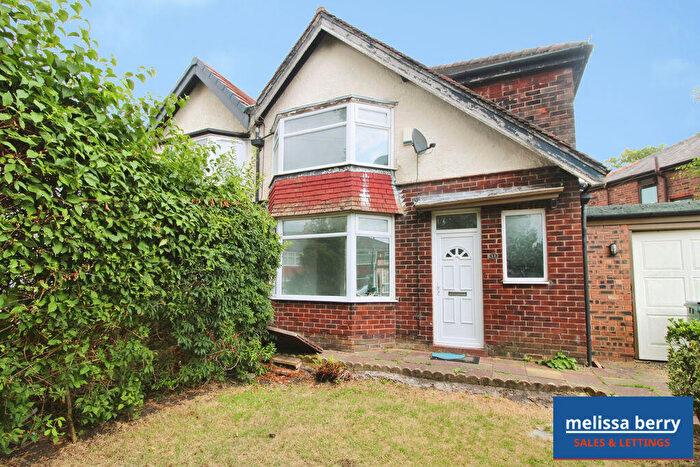 3 Bedroom Semi-Detached House For Sale In Hastings Road, Prestwich, Manchester, M25