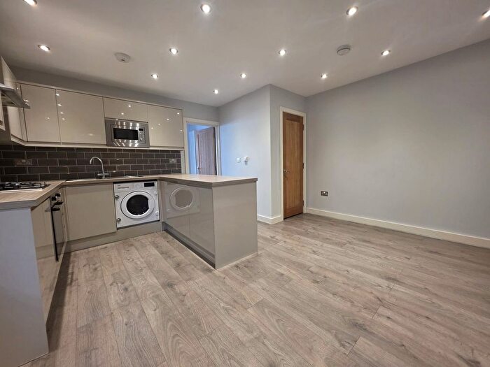 3 Bedroom Maisonette To Rent In West Street, Kent, BR1