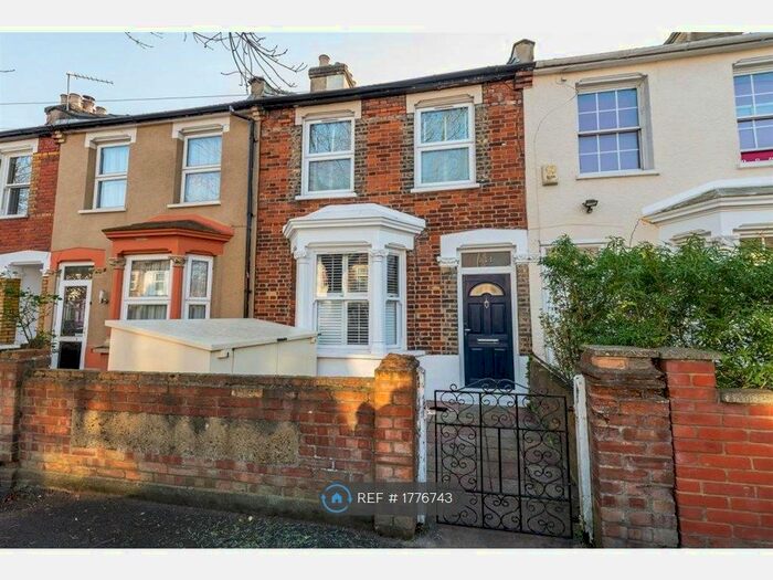 2 Bedroom Terraced House To Rent In Trumpington Road, London, E7
