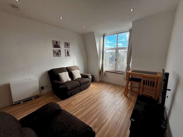 1 Bedroom Flat To Rent In Walker Road, Torry, Aberdeen, AB11