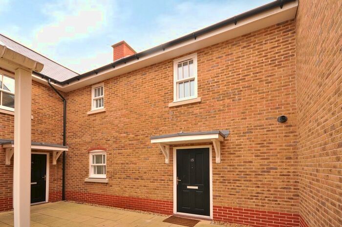 3 Bedroom Terraced House To Rent In Falmouth Walk, London, SW15