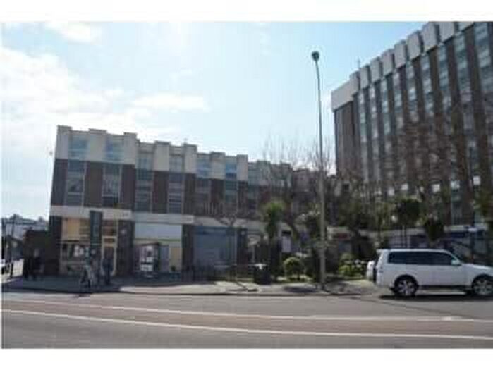 1 Bedroom Flat To Rent In New England Road, Brighton, East Sussex, BN1