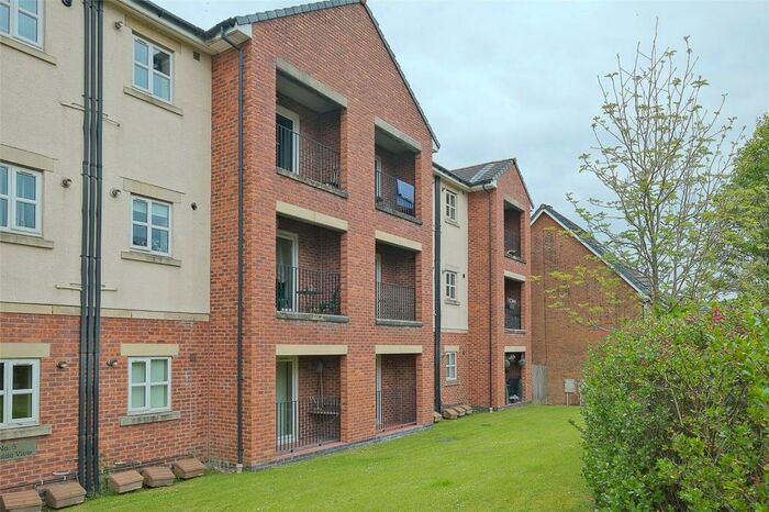 2 Bedroom Apartment To Rent In Riverside View, Clayton-Le-Moors, Lancashire, BB5