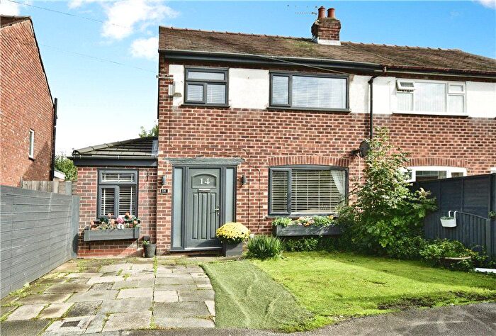 3 Bedroom Semi Detached House For Sale In Lighthorne Road, Stockport, Greater Manchester, SK3