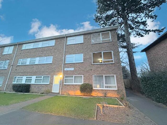 2 Bedroom Apartment To Rent In Grovelands, Peterborough, PE3