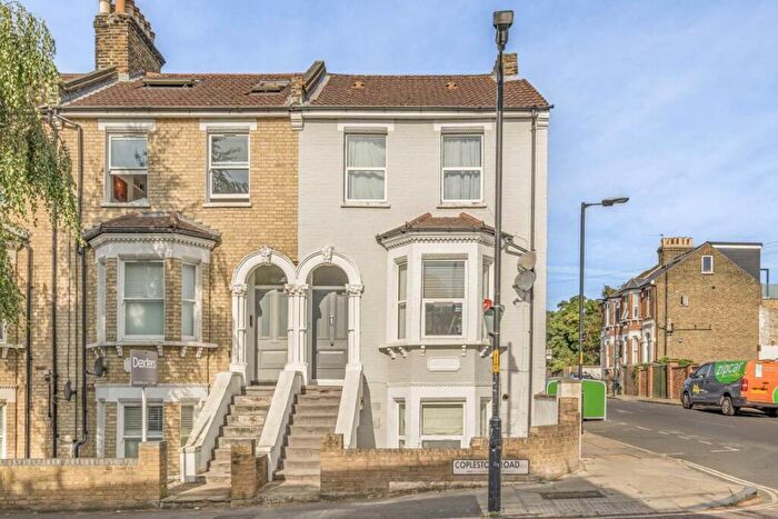 2 Bedroom Flat To Rent In Copleston Road, East Dulwich, SE15