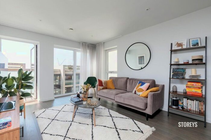 2 Bedroom Flat To Rent In York Way, Kings Cross, London, N7