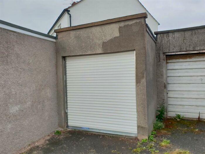 Garage / Parking To Rent In Turnhouse Road, Edinburgh, EH12