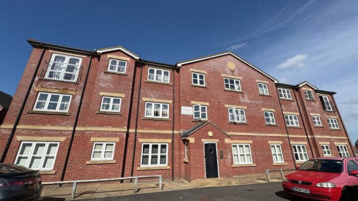 2 Bedroom Flat To Rent In Braunston Close, Northampton, NN4