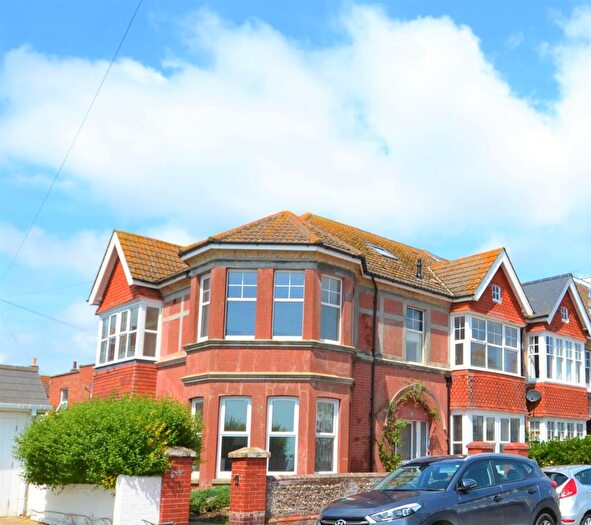 1 Bedroom Flat To Rent In The Esplanade, Worthing, BN11