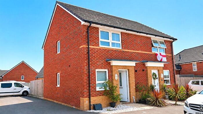 2 Bedroom Terraced House To Rent In Cromwell Avenue, East Cowes, PO32