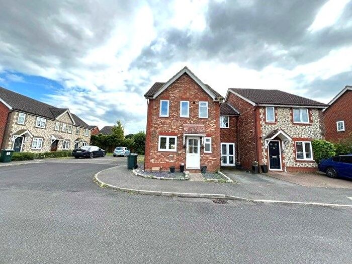 3 Bedroom Property To Rent In Smithy Drive, Kingsnorth, Ashford, TN23