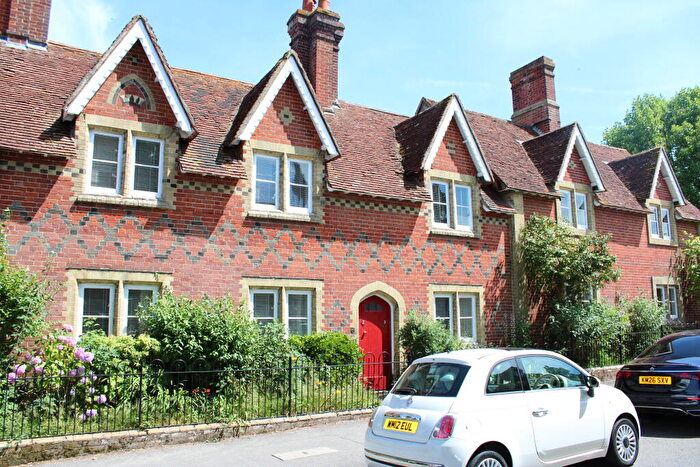 2 Bedroom House To Rent In Beaulieu, SO42