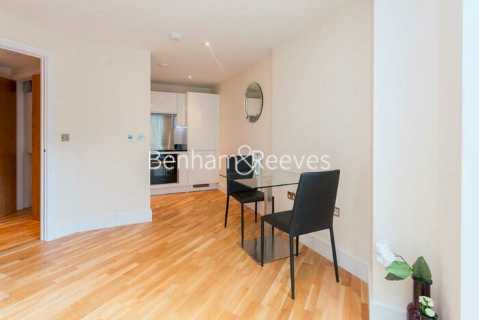 Studio To Rent In St Annes Street, Canary Wharf, E14