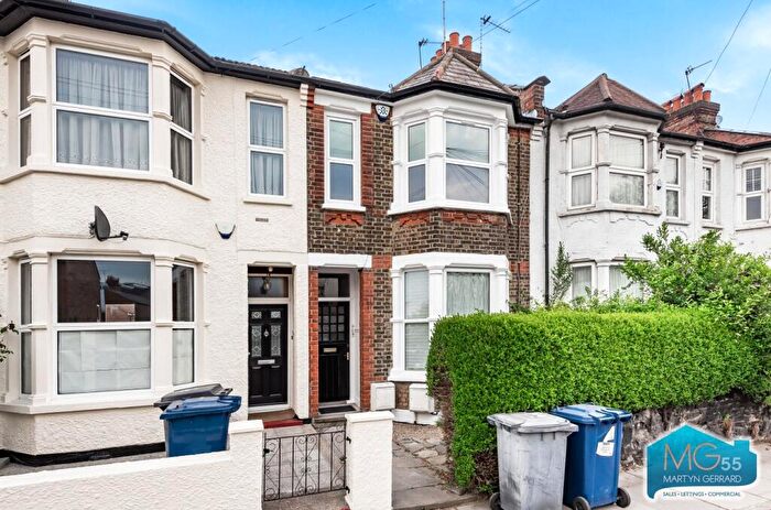 1 Bedroom Apartment To Rent In Long Lane, East Finchley, London, N2