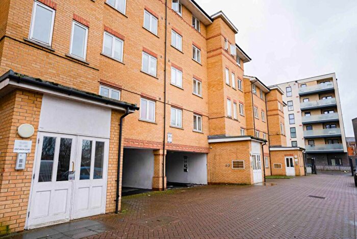 2 Bedroom Apartment For Sale In Rush Grove Street, Woolwich, SE18