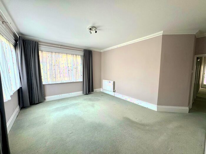1 Bedroom Flat To Rent In Gloucester Road, New Barnet, Barnet, EN5