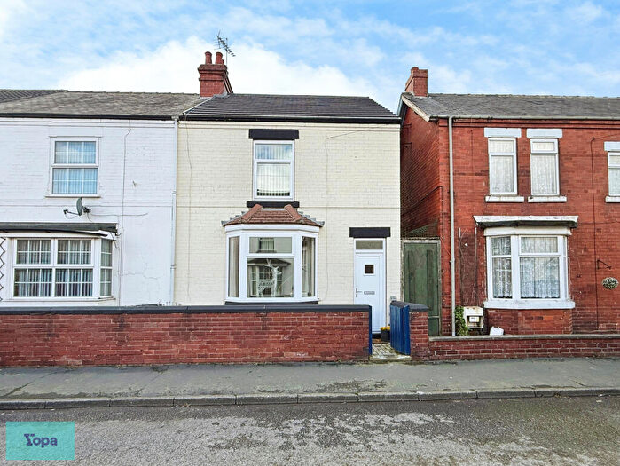 2 Bedroom End Of Terrace House For Sale In Park Avenue, Carcroft, Doncaster, DN6