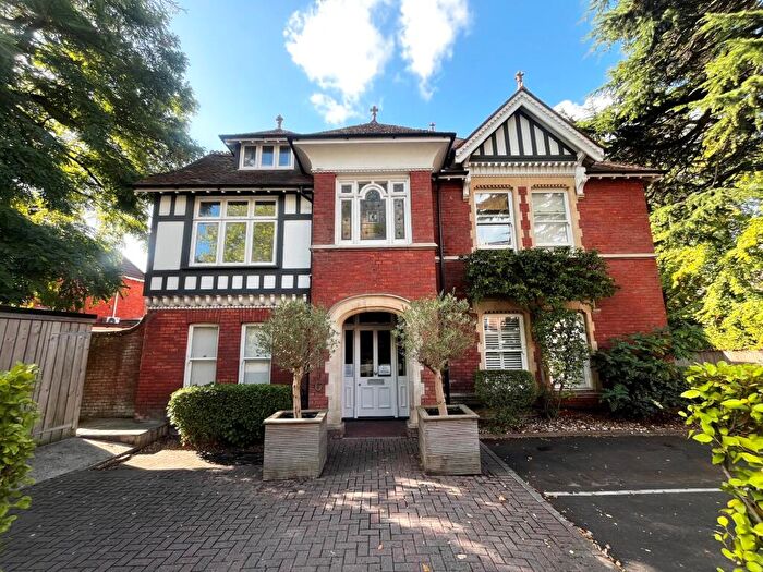 1 Bedroom Flat To Rent In Commercial Road, Ashley Cross, BH14
