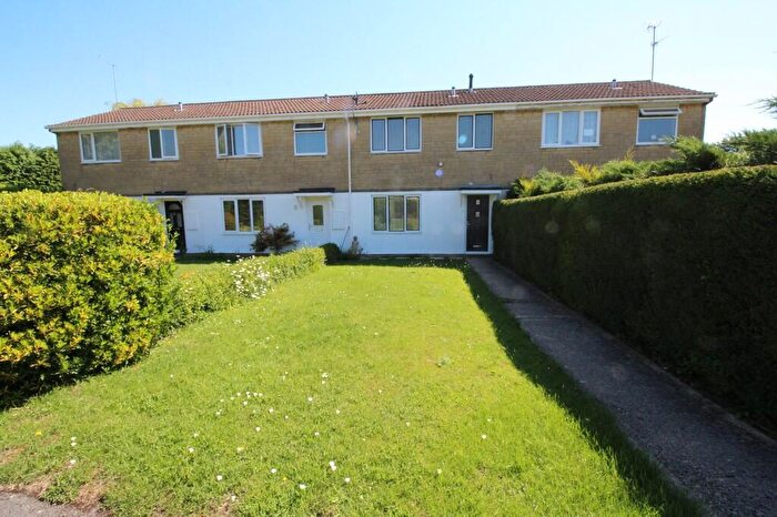 3 Bedroom Terraced House To Rent In Ryan Avenue, Chippenham, SN14