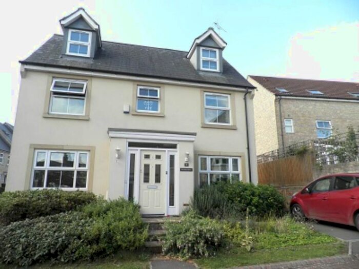 5 Bedroom Property To Rent In Newland Gardens, Frome, Somerset BA11