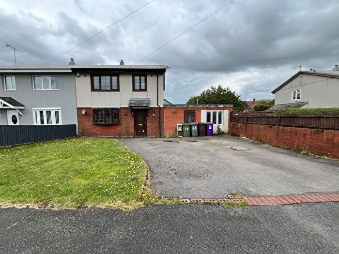 3 Bedroom Semi-Detached House To Rent In Lauderdale Gardens, Wolverhampton, WV10