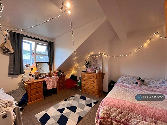 5 Bedroom Terraced House To Rent In Royal Park Terrace, Leeds, LS6