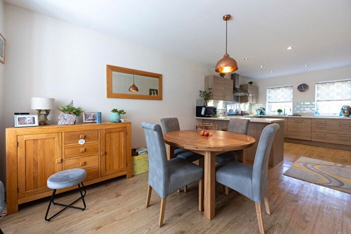 4 Bedroom Detached House For Sale In Pine Way, Willesborough, Ashford, TN24