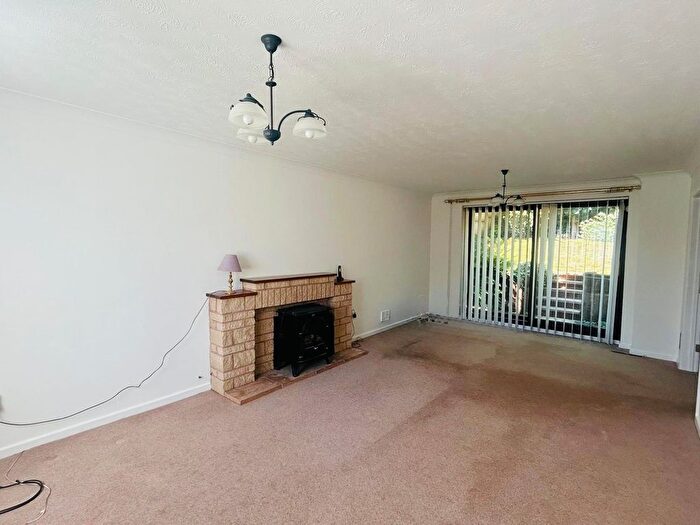 4 Bedroom Detached House For Sale In Stonehill Drive, Bromyard, HR7