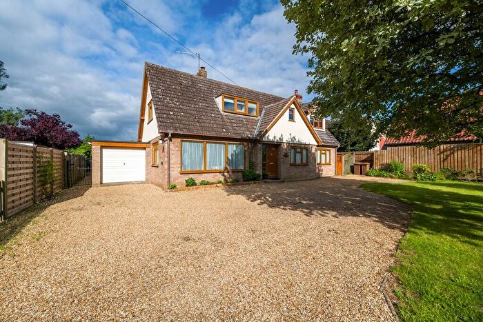 5 Bedroom Detached House For Sale In Norton, Bury St Edmunds, Suffolk, IP31